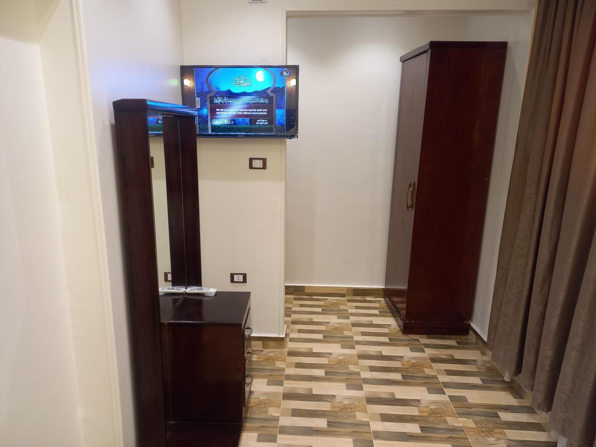 Basha Pyramids Inn Kafrat al Jabal Exterior photo